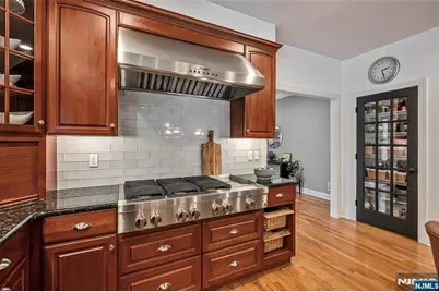 5 Sherwood Court, Morris Township, NJ 07869 - Photo 16