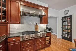 5 Sherwood Ct, Morris Township, NJ 07869 - Photo 16