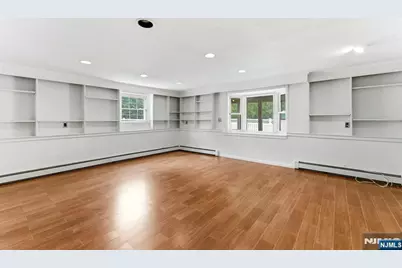 735 Linwood Avenue, Ridgewood, NJ 07450 - Photo 2