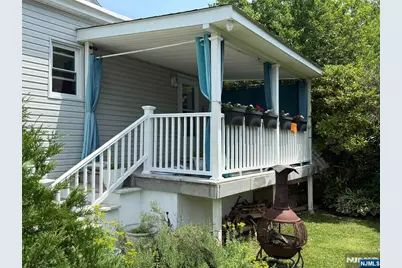 17 Gillies Street, Clifton, NJ 07013 - Photo 8