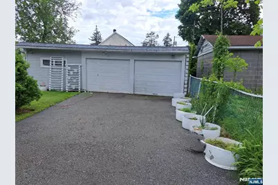 17 Gillies Street, Clifton, NJ 07013 - Photo 4