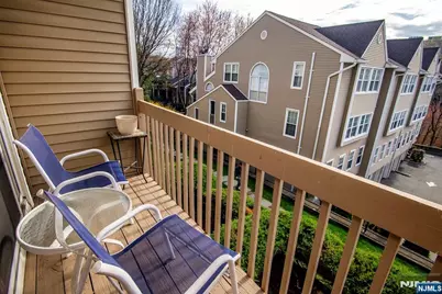 507 Windsor Drive 107 #107, Palisades Park, NJ 07650 - Photo 4