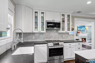 159 Hampton Pl, Ridgewood, NJ 07450 - Photo 24