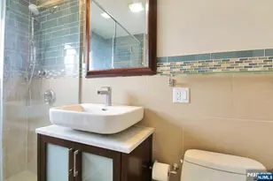 35A Edgewater Pl, Edgewater, NJ 07020 - Photo 14