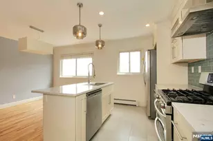 35A Edgewater Pl, Edgewater, NJ 07020 - Photo 8