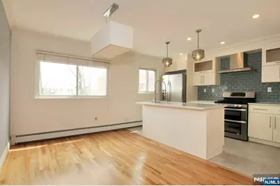 35A Edgewater Place, Edgewater, NJ 07020 - Photo 4