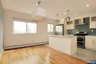 35A Edgewater Pl, Edgewater, NJ 07020 - Photo 4