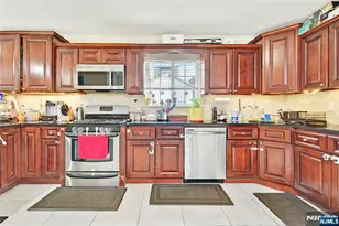286 James St, Hackensack, NJ 07601 - Photo 16