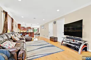286 James St, Hackensack, NJ 07601 - Photo 8
