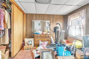 88 Komorn, Newark, NJ 07105 - Photo 22