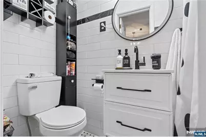 65 Miller Avenue, Elmwood Park, NJ 07407 - Photo 20