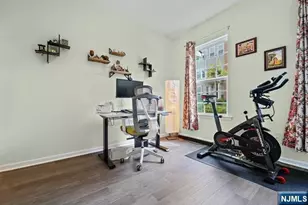 106 Truman Dr, Wood Ridge, NJ 07075 - Photo 8