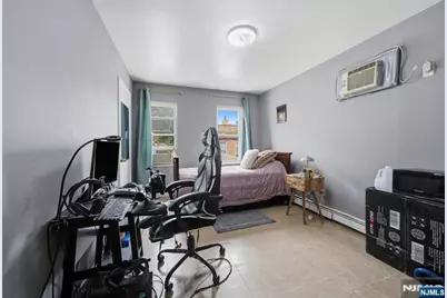 267 Walker Street, Fairview, NJ 07022 - Photo 22
