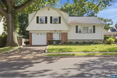 92 Van Buskirk Road, Teaneck Township, NJ 07666 - Photo 1