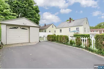 27-20 Kipp, Fair Lawn, NJ 07410 - Photo 40