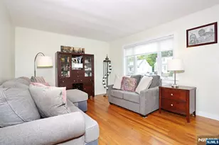 27-20 Kipp, Fair Lawn, NJ 07410 - Photo 4