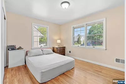 71 Wingra Avenue, Rutherford, NJ 07070 - Photo 8