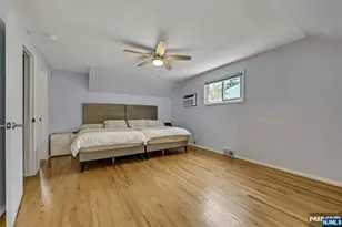 917 E Lawn Dr, Teaneck Township, NJ 07666 - Photo 16