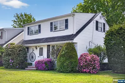 180 Oxford Avenue, Saddle Brook Township, NJ 07663 - Photo 20
