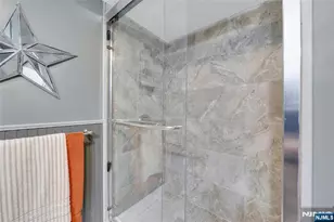 1130 Edgewood Ln, Fort Lee, NJ 07024 - Photo 18