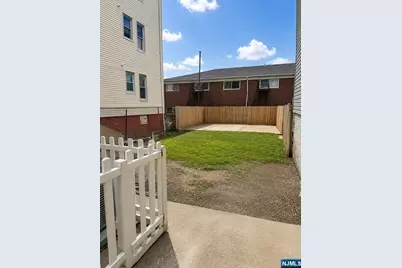 647 Grove Street, Irvington, NJ 07111 - Photo 6