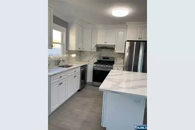 9006 Palisade Plaza 2nd #2nd, North Bergen, NJ 07047 - Photo 14