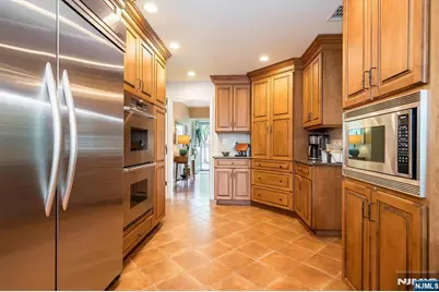 169 Hillman Avenue, Glen Rock, NJ 07452 - Photo 10
