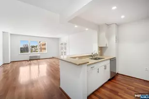 2305 City Pl, Edgewater, NJ 07020 - Photo 1