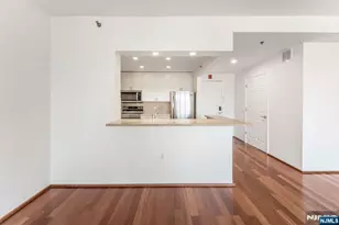 2305 City Pl, Edgewater, NJ 07020 - Photo 10