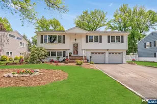 98 Vassar Dr, Paramus, NJ 07652 - Photo 4