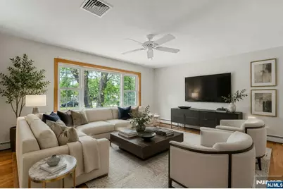 98 Vassar Drive, Paramus, NJ 07652 - Photo 6