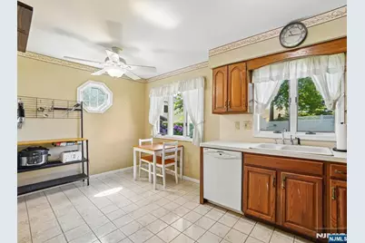 1 Hillside Terrace, Wallington, NJ 07057 - Photo 6