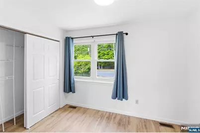 86 N Farview Avenue 1st Floor #1st Floor, Paramus, NJ 07652 - Photo 18