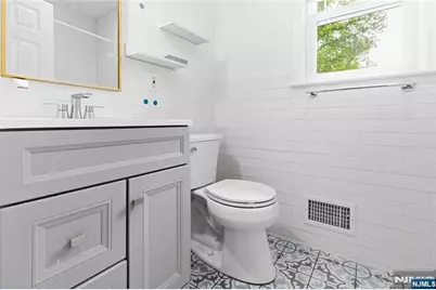 86 N Farview Avenue 1st Floor #1st Floor, Paramus, NJ 07652 - Photo 10