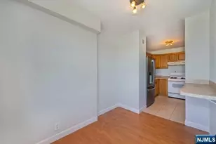285 Aycrigg Ave 19F, Passaic, NJ 07055 - Photo 14