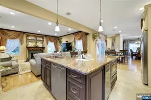 12-65 Burbank St, Fair Lawn, NJ 07410 - Photo 12