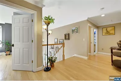12-65 Burbank Street, Fair Lawn, NJ 07410 - Photo 22