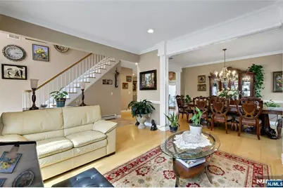 12-65 Burbank Street, Fair Lawn, NJ 07410 - Photo 8