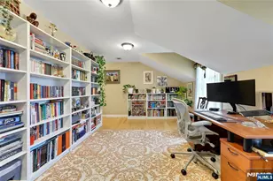 12-65 Burbank St, Fair Lawn, NJ 07410 - Photo 34
