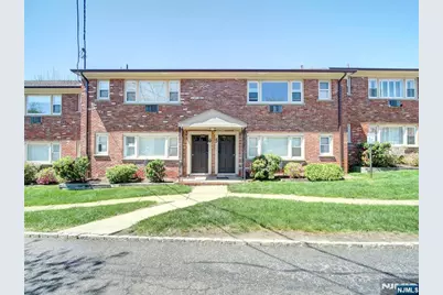 365 Bloomfield Avenue 5B #5B, Verona, NJ 07044 - Photo 2