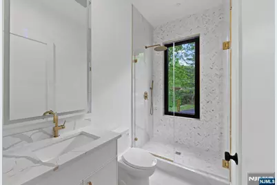 809 Shore Drive, Kinnelon, NJ 07405 - Photo 24