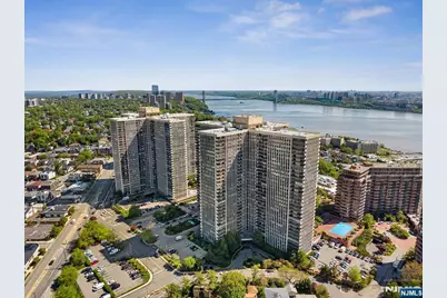 200 Winston 2811 #2811, Cliffside Park, NJ 07010 - Photo 16