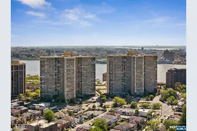 200 Winston 2811 #2811, Cliffside Park, NJ 07010 - Photo 18
