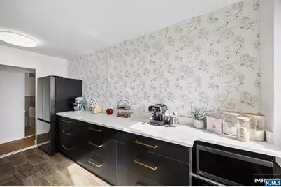 200 Winston 2811 #2811, Cliffside Park, NJ 07010 - Photo 6