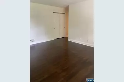 280-320 Oak Street 290D #290D, Ridgewood, NJ 07450 - Photo 10