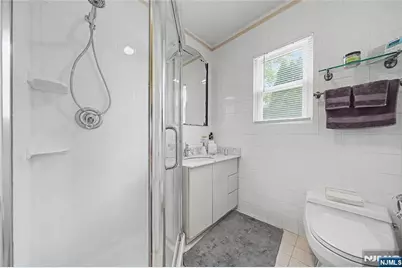 287 Madison Avenue, New Milford, NJ 07646 - Photo 18
