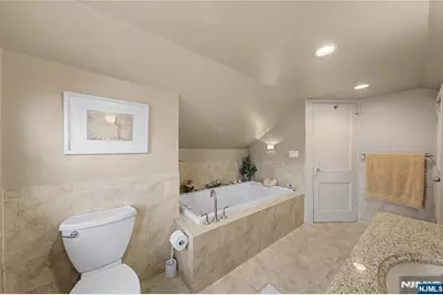 287 Madison Avenue, New Milford, NJ 07646 - Photo 26