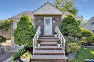 287 Jackson Ave, Rutherford, NJ 07070 - Photo 2