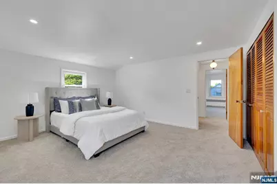 287 Jackson Avenue, Rutherford, NJ 07070 - Photo 18