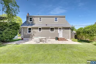 287 Jackson Avenue, Rutherford, NJ 07070 - Photo 28